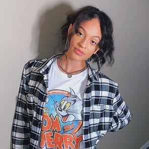 Meet your Posher, Halle